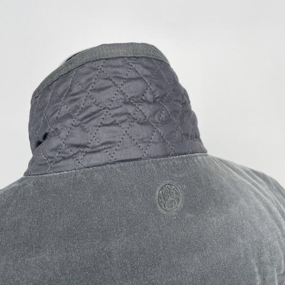 Smith & Wesson Women’s Conceal Carry Range Tracking Jacket Quilted Medium Gun - Picture 11 of 12